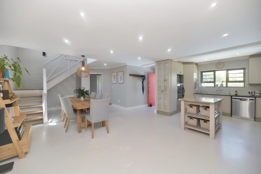 5 Bedroom Property for Sale in Vermont Western Cape